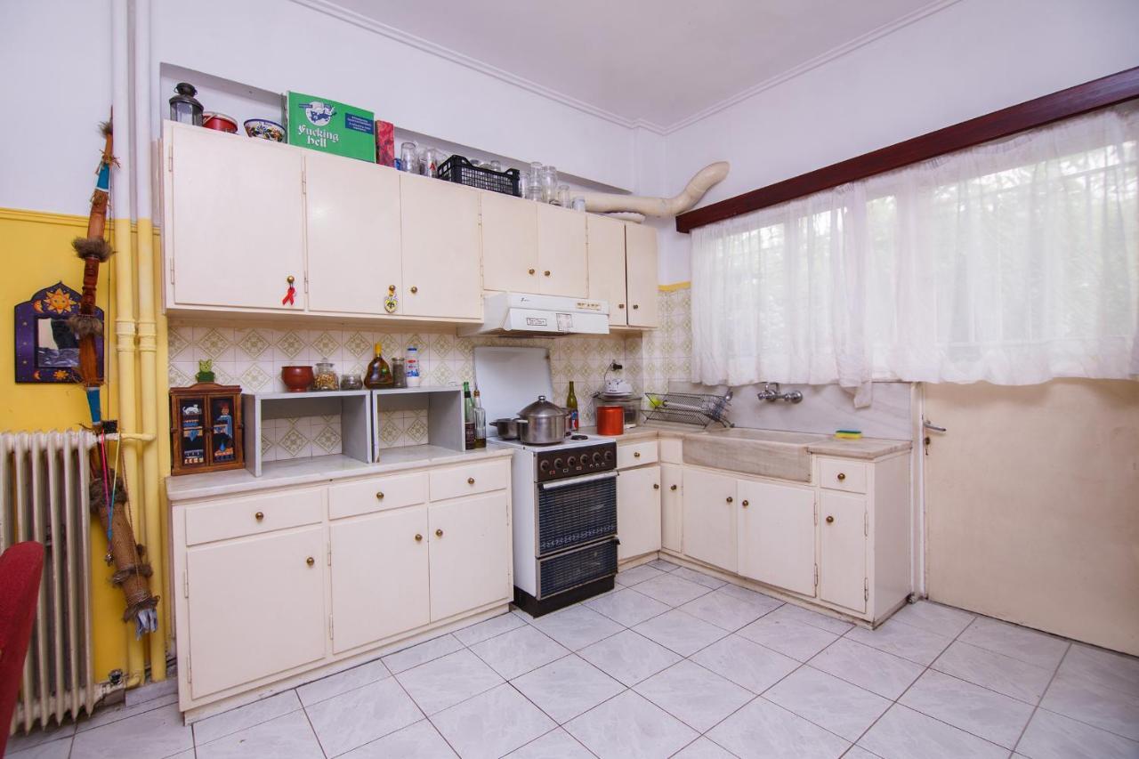Birbili Youth Guest House Ateny Zewnętrze zdjęcie