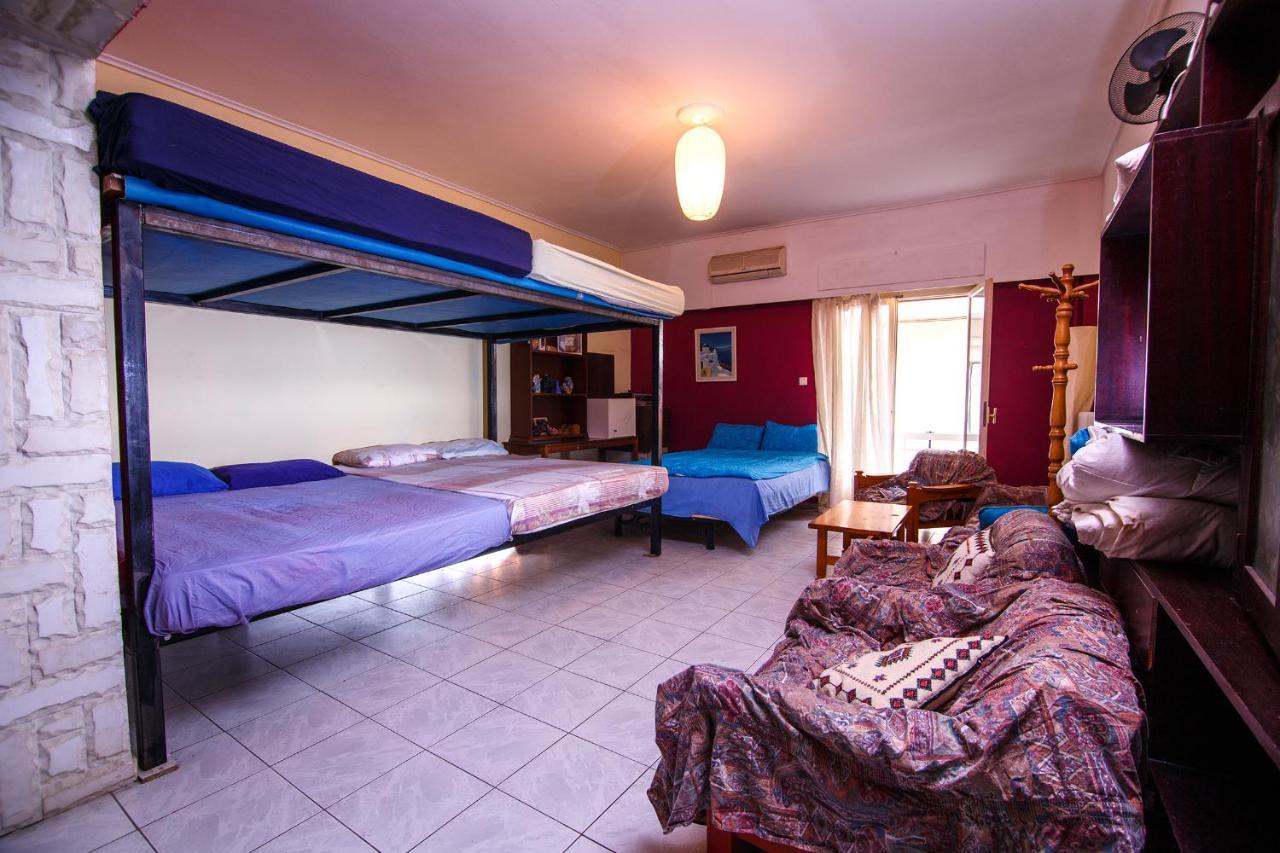Birbili Youth Guest House Ateny Zewnętrze zdjęcie